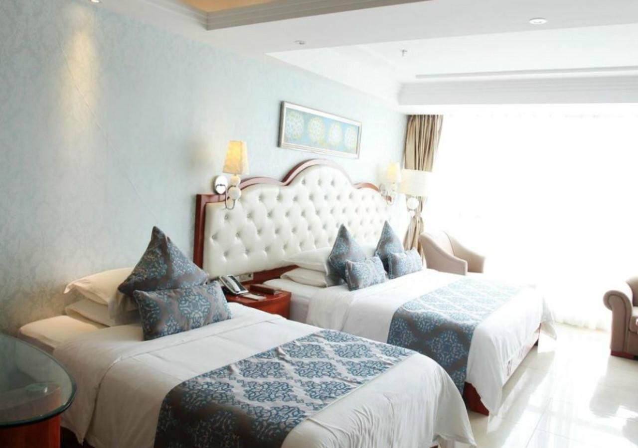 Century Grand Hotel Sanya Bagian luar foto
