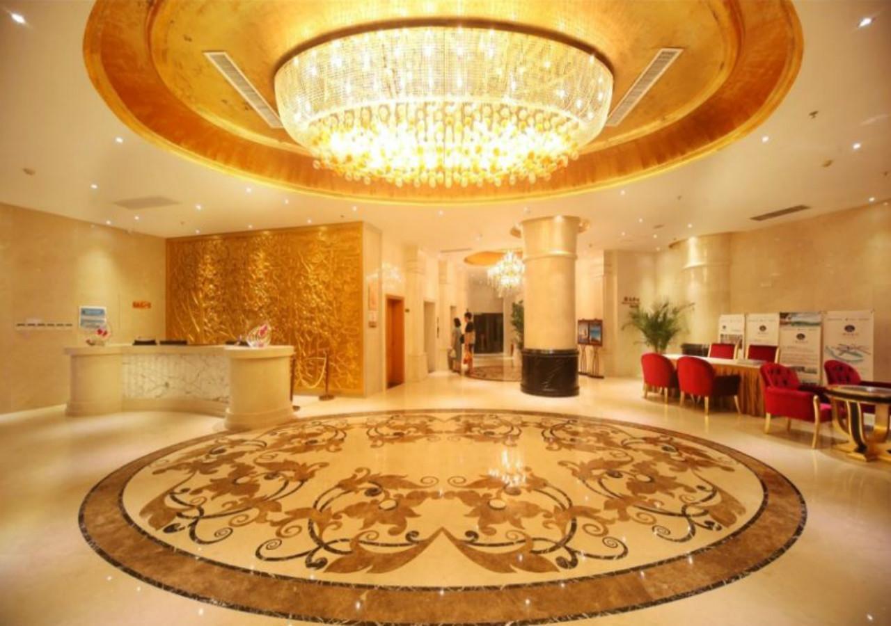 Century Grand Hotel Sanya Bagian luar foto