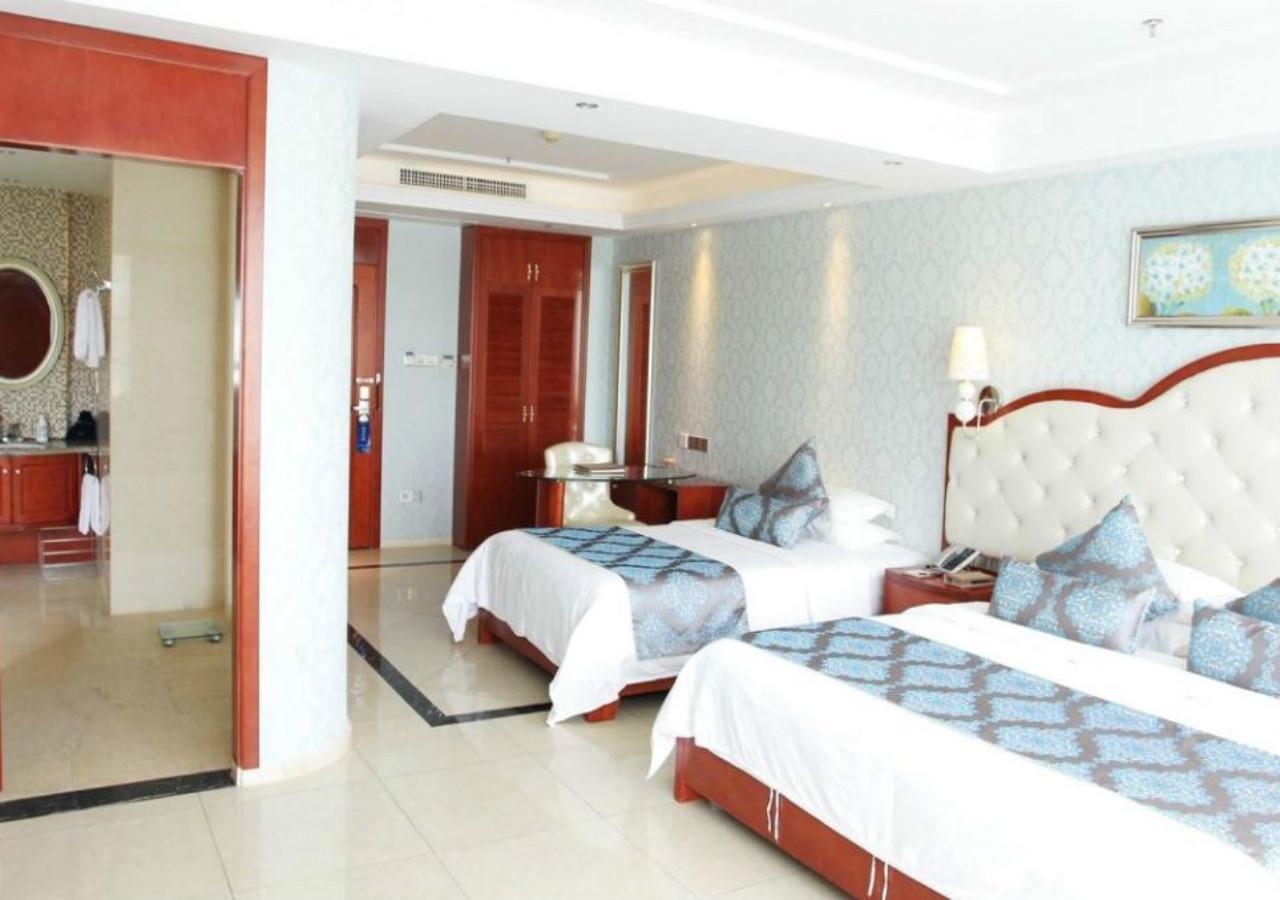 Century Grand Hotel Sanya Bagian luar foto