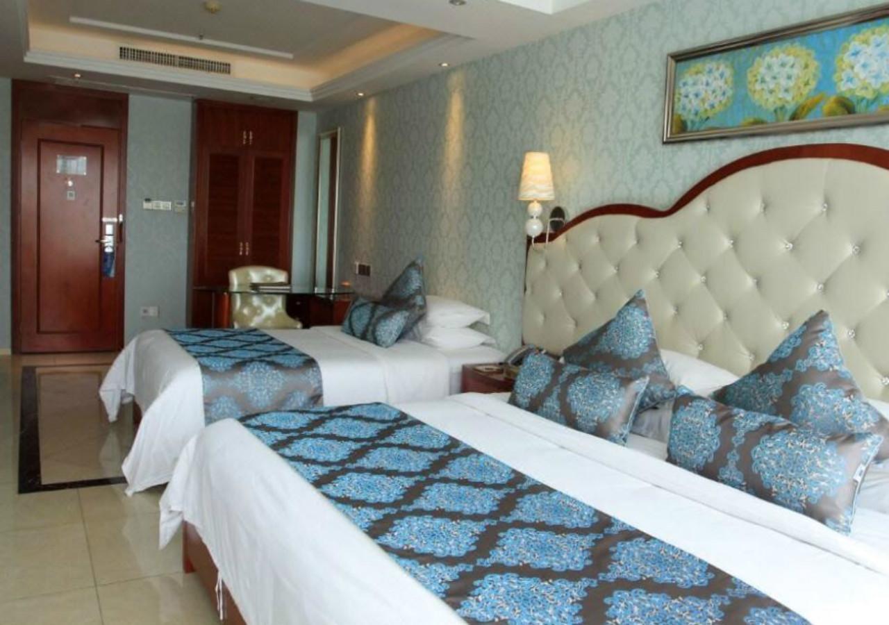 Century Grand Hotel Sanya Bagian luar foto